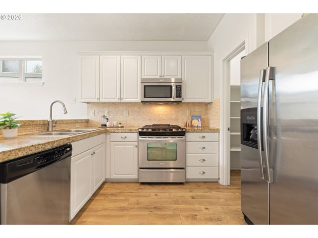 6512 Nw 165TH Ave, Portland, OR 97229