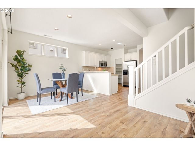 6512 Nw 165TH Ave, Portland, OR 97229