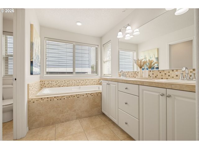 6512 Nw 165TH Ave, Portland, OR 97229