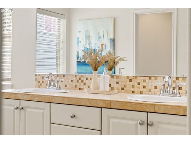 6512 Nw 165TH Ave, Portland, OR 97229