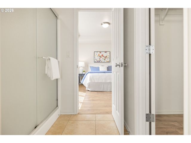 6512 Nw 165TH Ave, Portland, OR 97229