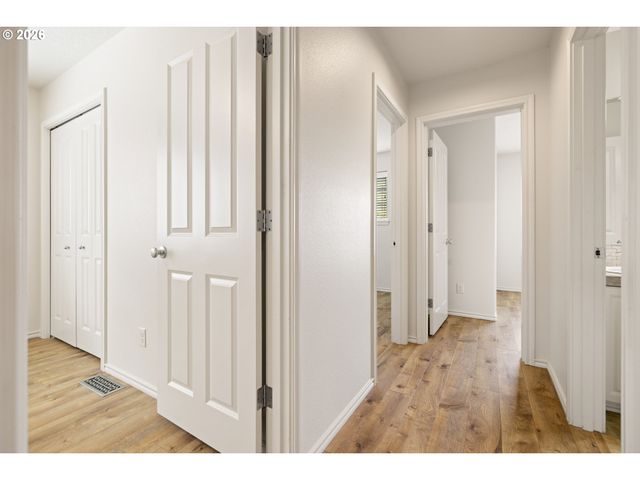 6512 Nw 165TH Ave, Portland, OR 97229