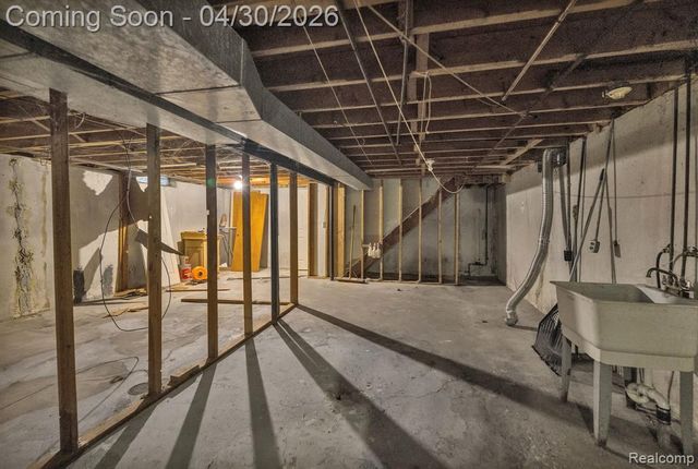 29468 Edward Drive, Inkster, MI 48141