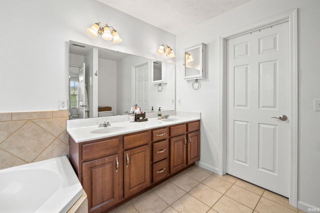 2482 Matchlock Court, West Lafayette, IN 47906