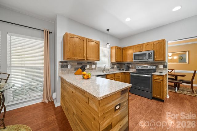 9136 Whittel Place, Charlotte, NC 28216