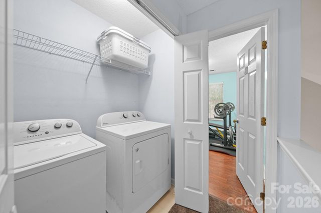 9136 Whittel Place, Charlotte, NC 28216
