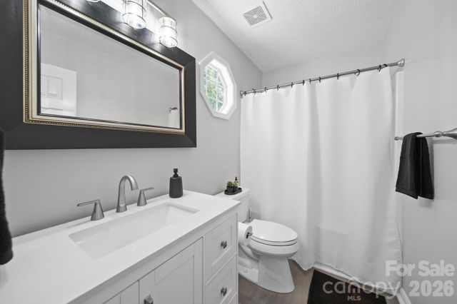 9136 Whittel Place, Charlotte, NC 28216