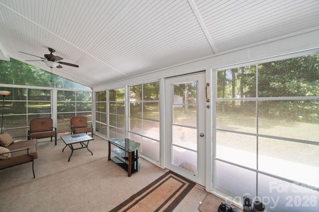 9136 Whittel Place, Charlotte, NC 28216