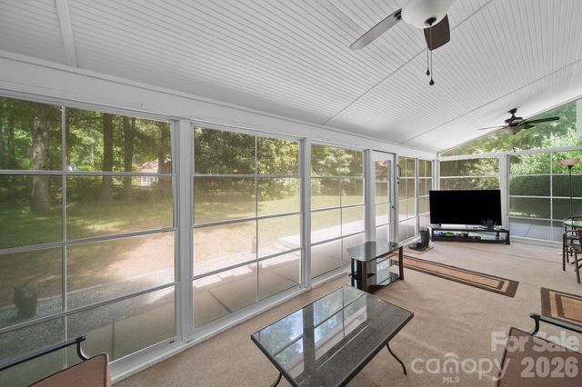 9136 Whittel Place, Charlotte, NC 28216