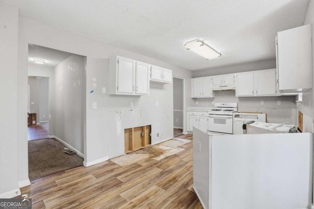 1404 Chapel Hill Lane SW, Marietta, GA 30008