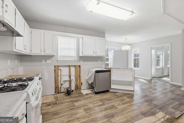 1404 Chapel Hill Lane SW, Marietta, GA 30008