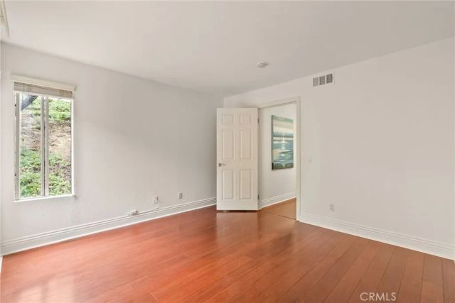 2550 San Gabriel Way 202, Corona, CA 92882