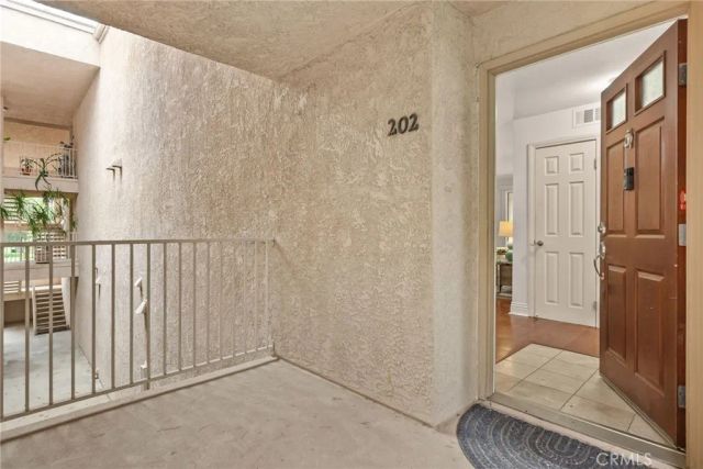2550 San Gabriel Way 202, Corona, CA 92882