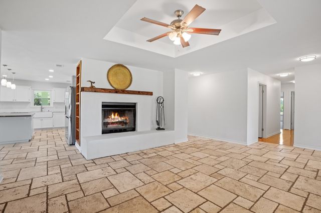 110 Live Oak Lane, Kerrville, TX 78028