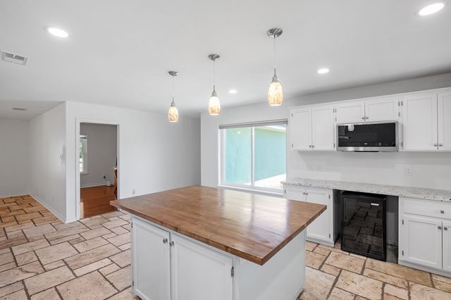 110 Live Oak Lane, Kerrville, TX 78028