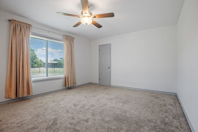 110 Live Oak Lane, Kerrville, TX 78028