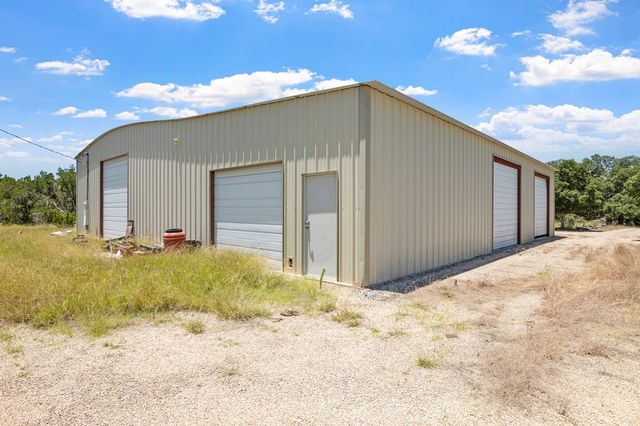 110 Live Oak Lane, Kerrville, TX 78028