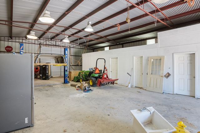 110 Live Oak Lane, Kerrville, TX 78028