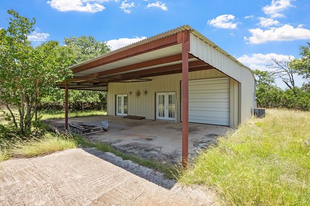 110 Live Oak Lane, Kerrville, TX 78028