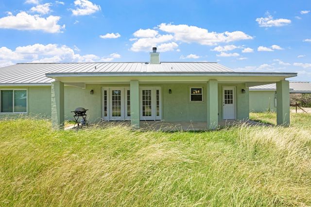110 Live Oak Lane, Kerrville, TX 78028