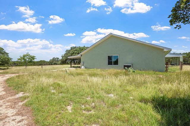 110 Live Oak Lane, Kerrville, TX 78028