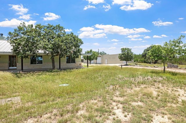110 Live Oak Lane, Kerrville, TX 78028