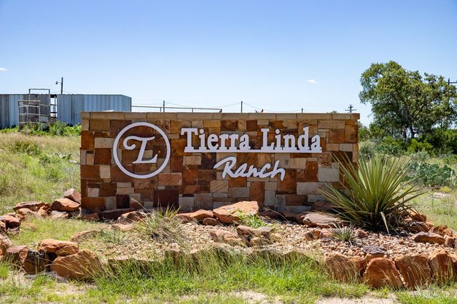 110 Live Oak Lane, Kerrville, TX 78028