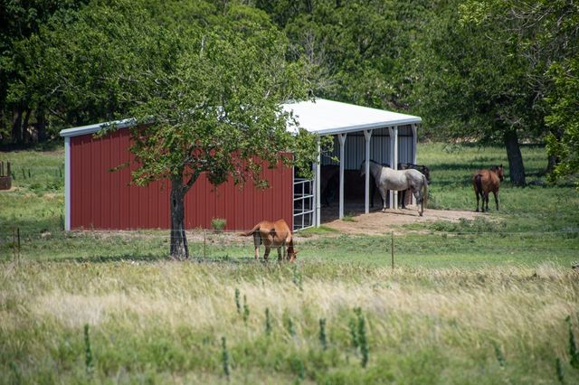 110 Live Oak Lane, Kerrville, TX 78028