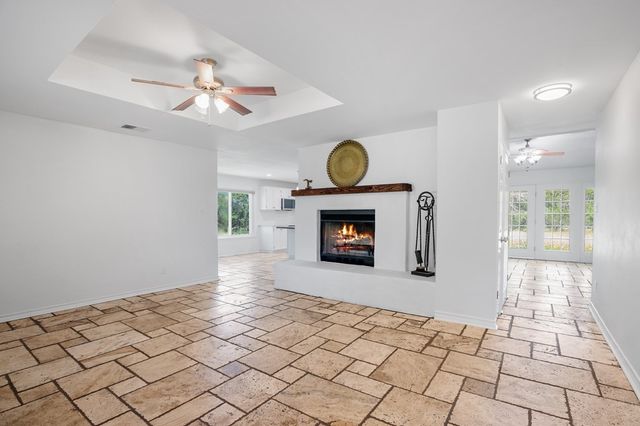 110 Live Oak Lane, Kerrville, TX 78028