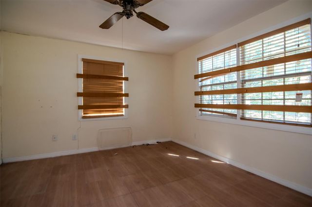 10909 MARJORY AVENUE, Tampa, FL 33612