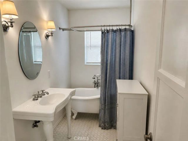 2650 S Dolphin Street, San Pedro, CA 90731