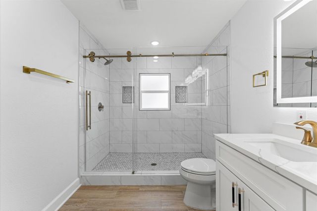 1818 Nina Lee Lane, Houston, TX 77018