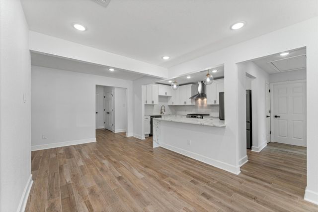 1818 Nina Lee Lane, Houston, TX 77018