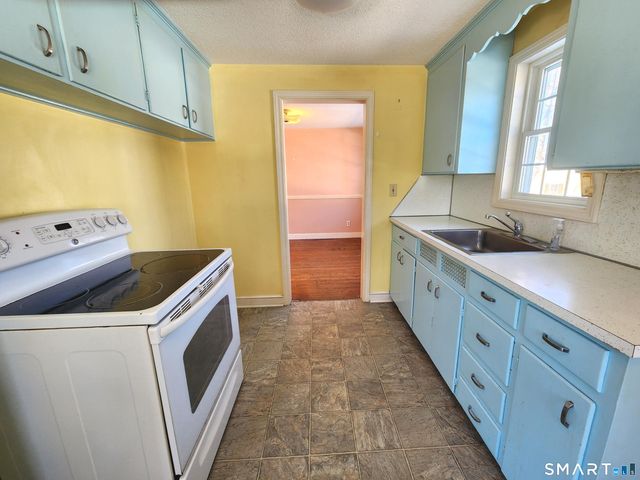 257 Green Road, Manchester, CT 06042