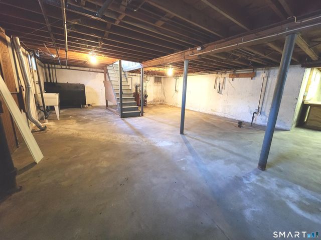 257 Green Road, Manchester, CT 06042