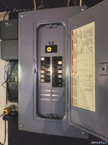 257 Green Road, Manchester, CT 06042