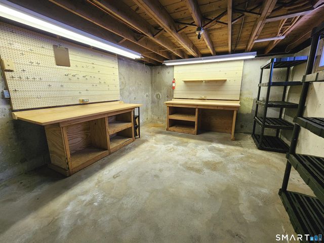 257 Green Road, Manchester, CT 06042