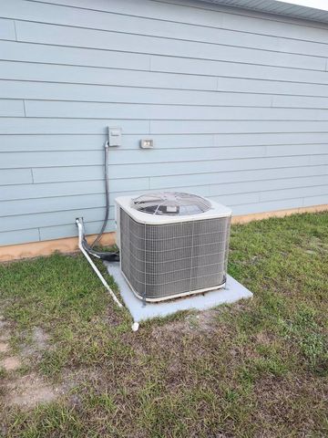 49 Frances Harrell Way, Midway, FL 32343