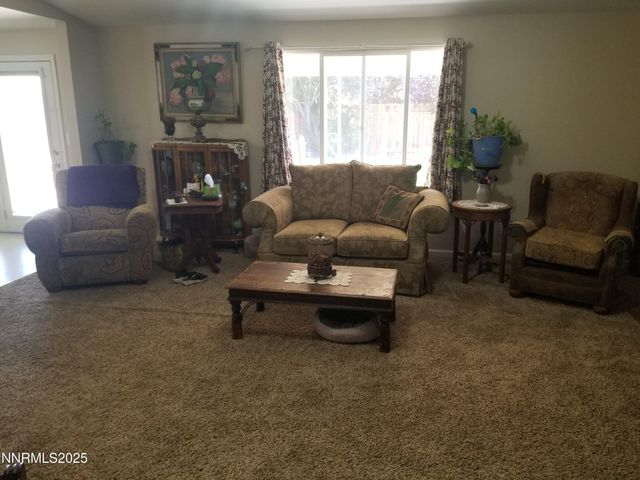 715 Shadow Lane, Fernley, NV 89408