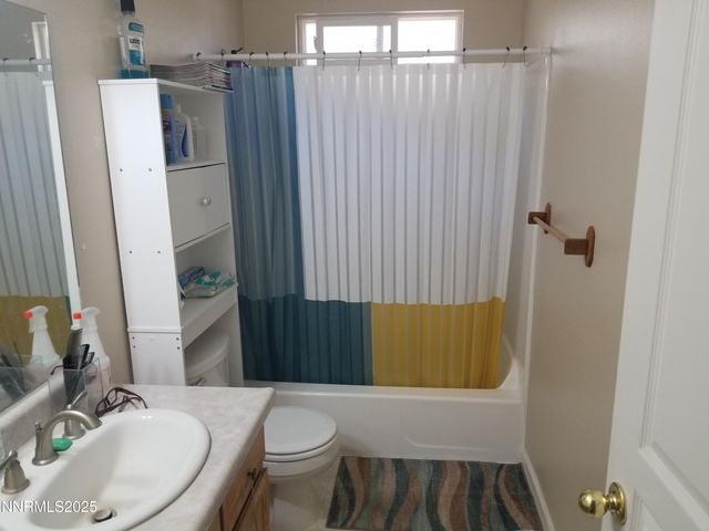 715 Shadow Lane, Fernley, NV 89408