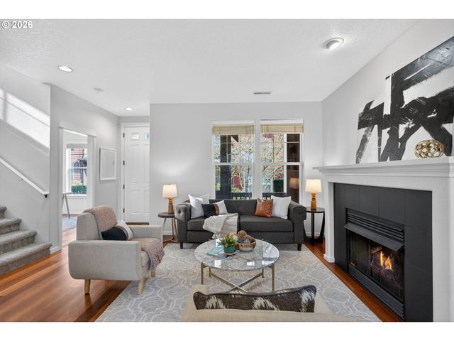 7147 Ne STONEWATER St, Hillsboro, OR 97124