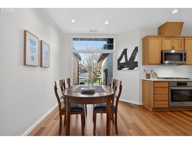 7147 Ne STONEWATER St, Hillsboro, OR 97124