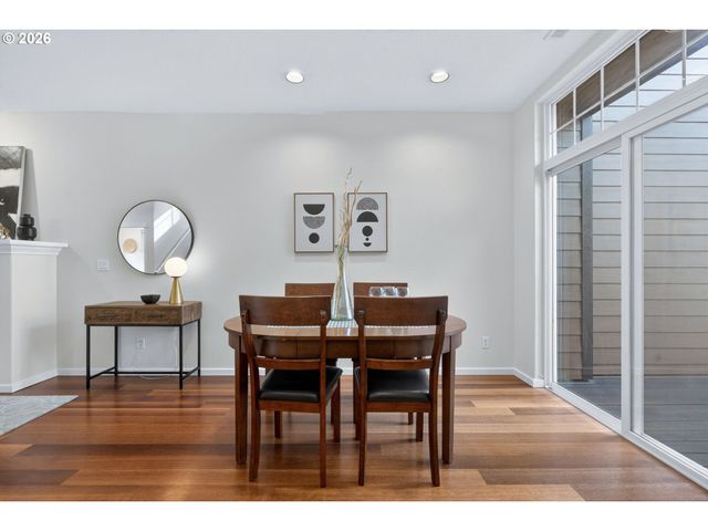 7147 Ne STONEWATER St, Hillsboro, OR 97124