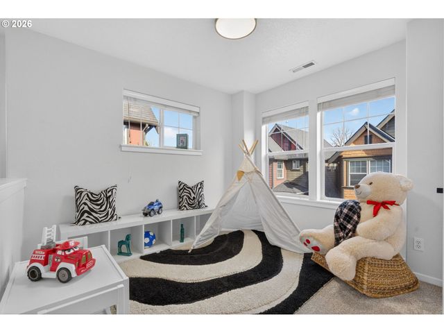 7147 Ne STONEWATER St, Hillsboro, OR 97124