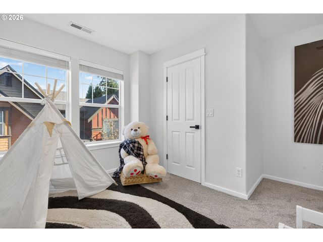 7147 Ne STONEWATER St, Hillsboro, OR 97124