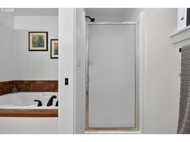 7147 Ne STONEWATER St, Hillsboro, OR 97124