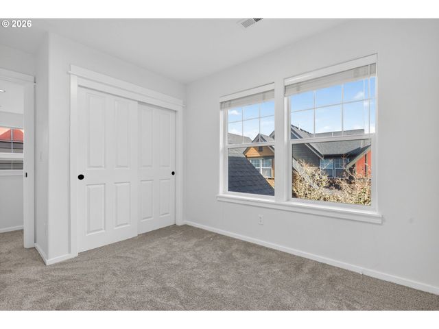 7147 Ne STONEWATER St, Hillsboro, OR 97124