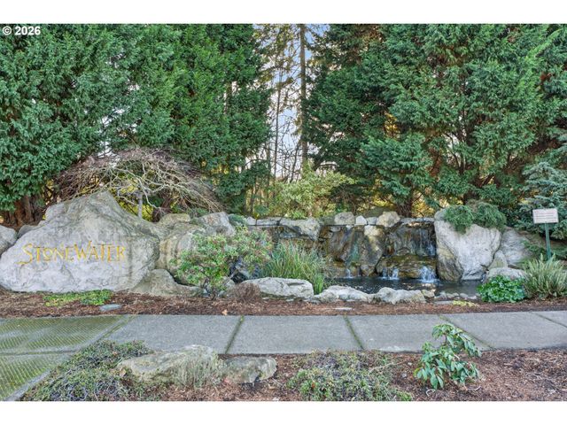 7147 Ne STONEWATER St, Hillsboro, OR 97124