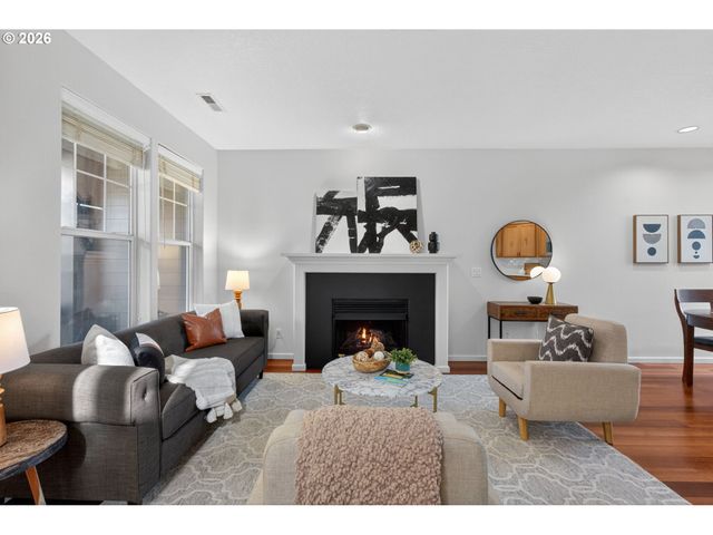 7147 Ne STONEWATER St, Hillsboro, OR 97124