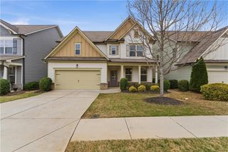 5942 Watersdown Way, Flowery Branch, GA 30542